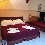Hotel Victor